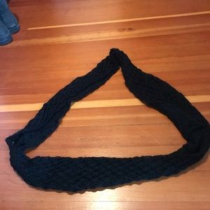 Black fashion scarf